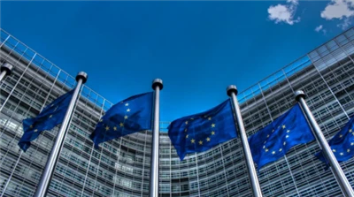 UE rozpoczęła przegląd środków ochronnych w odniesieniu do importowanych wyro...
